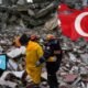 Víctimas de los sismos en Turquía piden ayuda en las redes sociales y el gobierno suspende Twitter